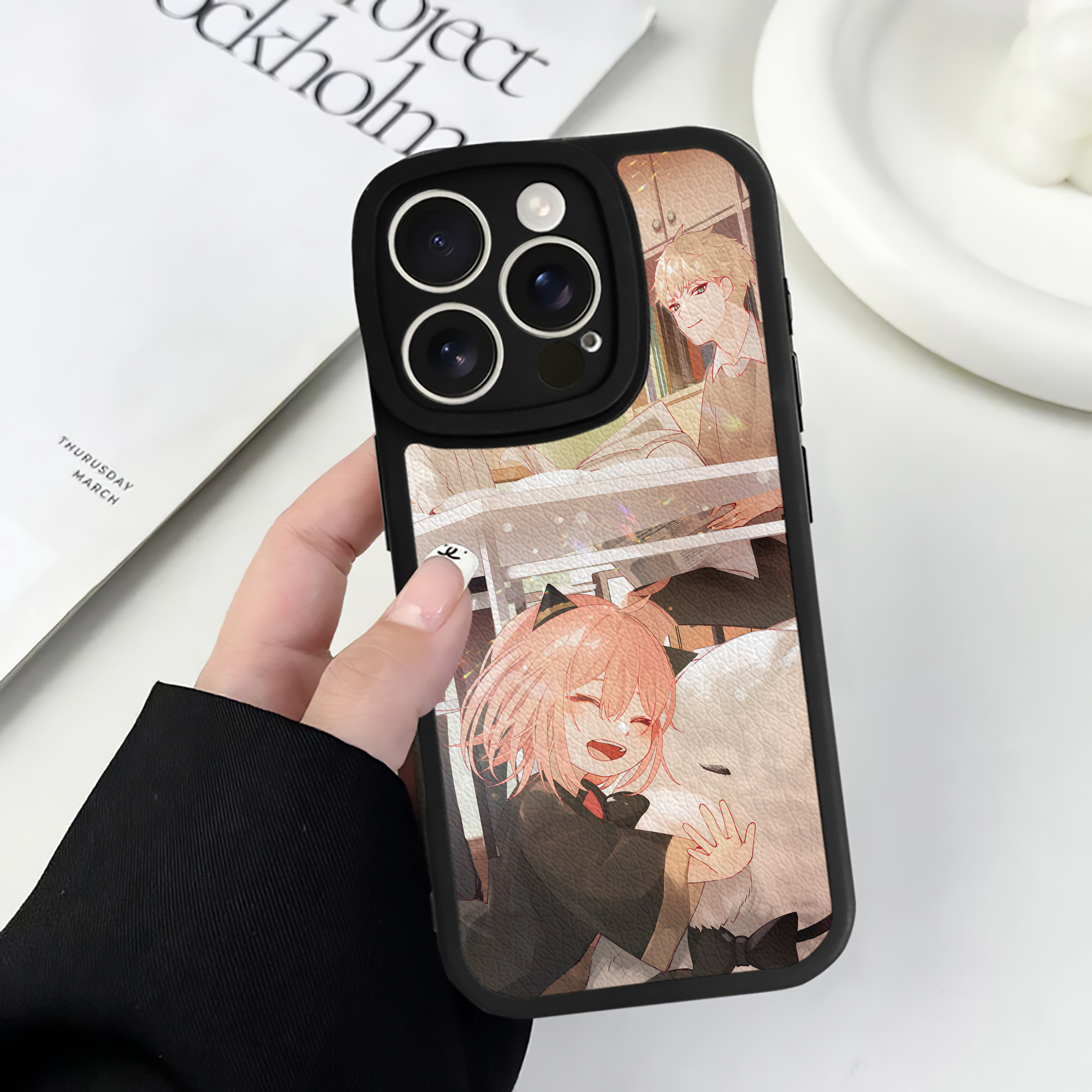 （画像用） SPY×FAMILY间谍家家酒 【iPhone 16シリーズ対応】シリコンスマホケース（レザー調） 材質：シリコン